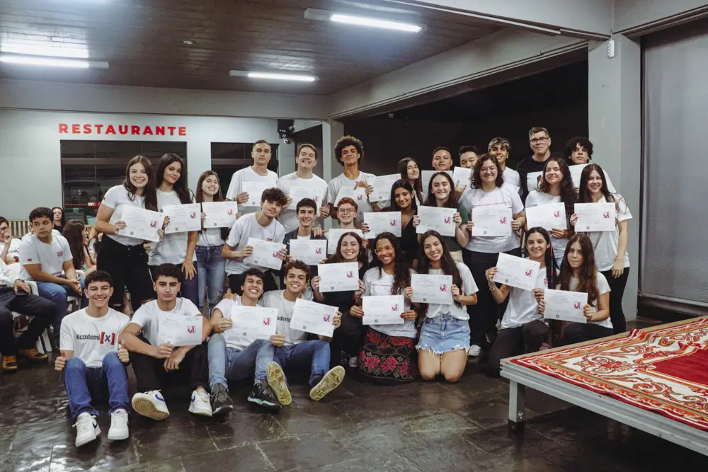 capa-academix-3