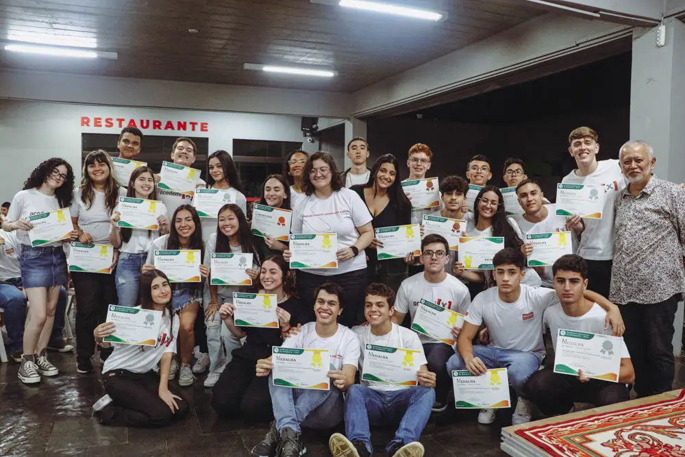 capa-academix-5