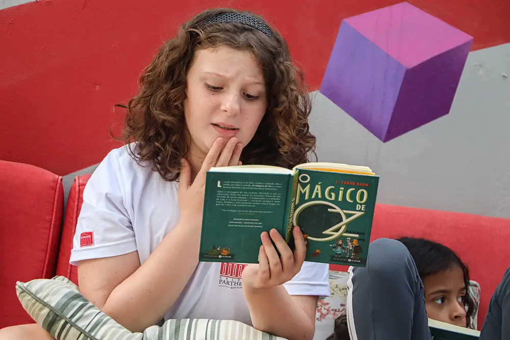capa-biblioteca-e-sala-de-leitura-7
